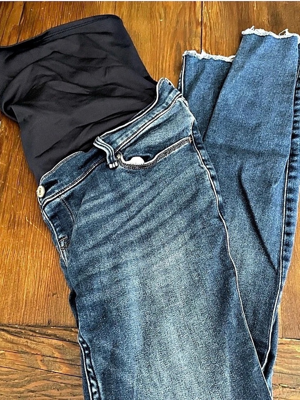 Abercrombie & Fitch “the Jean legging” Maternity Jeans